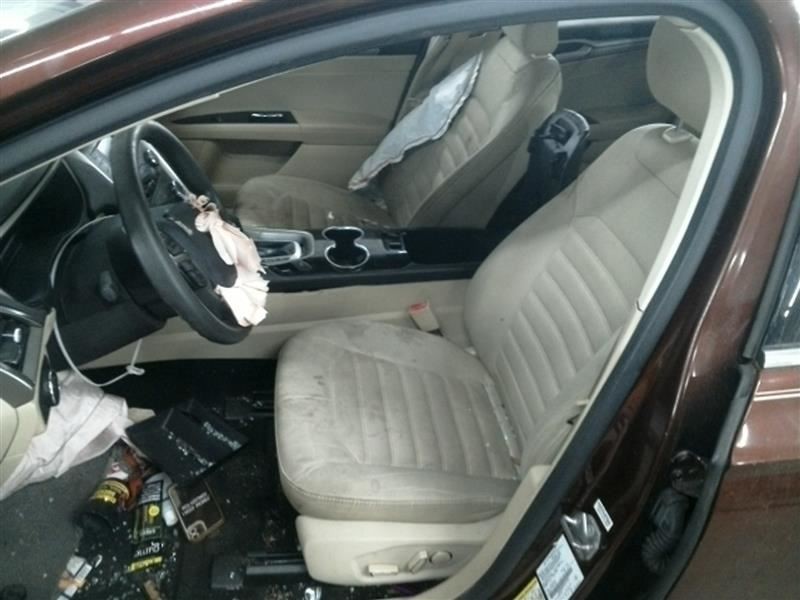 FUSION 2015 High Mounted Stop Light 104582944