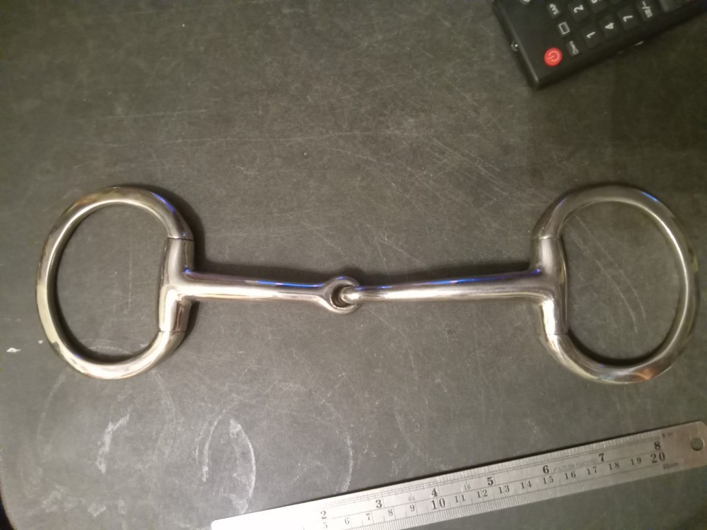 New eggbutt snaffle bit 6 in mouth