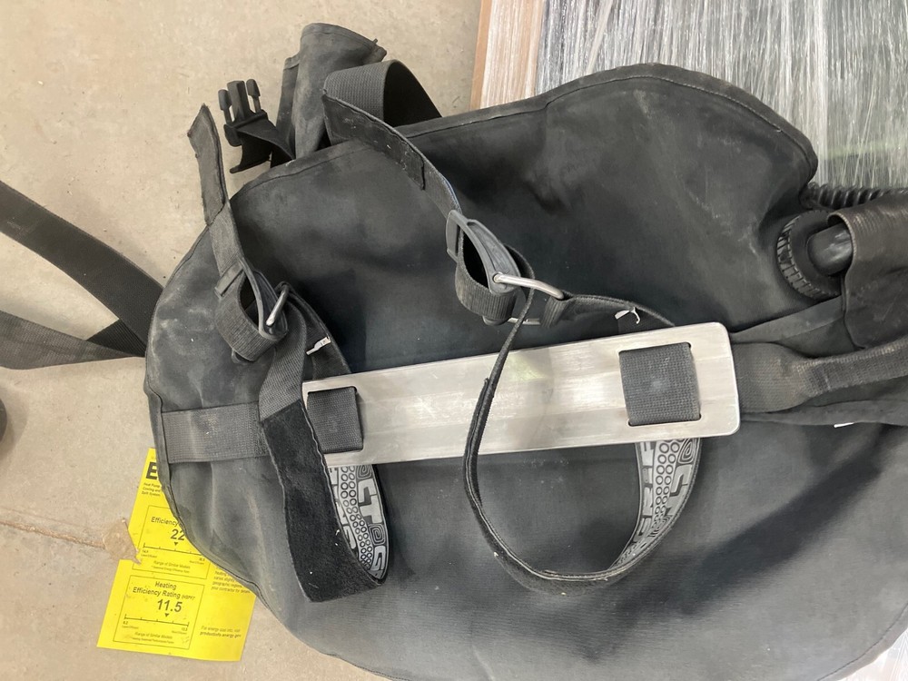 Halcyon Buoyancy Compensator excellent used condition