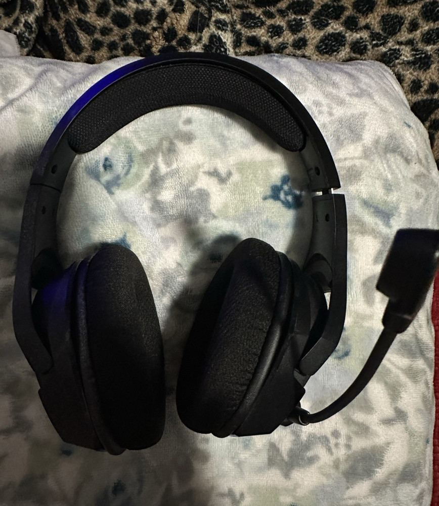 HyperX Cloud II Wireless Black Over-Ear Headset with Boom Microphone