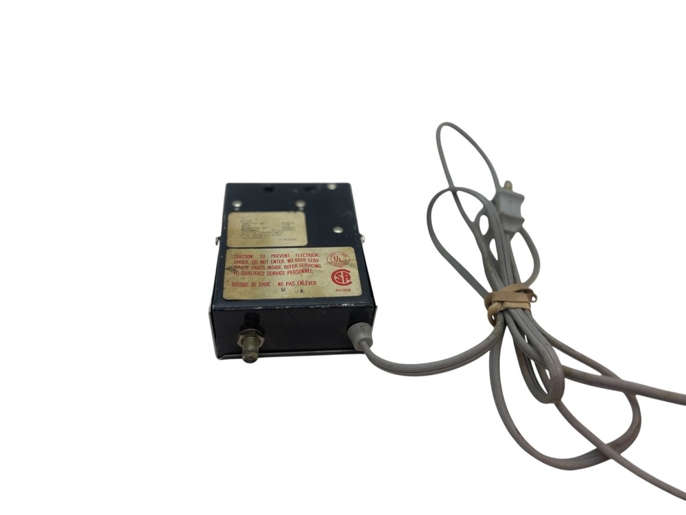 Winegard VHF Distribution Amplifier Model DA-205; 75 Ohm-VHF