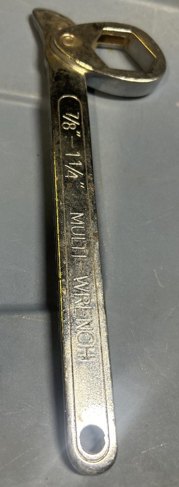 Adjustable, Heavy Duty Multi-wrench 7/8" - 1 1/4"