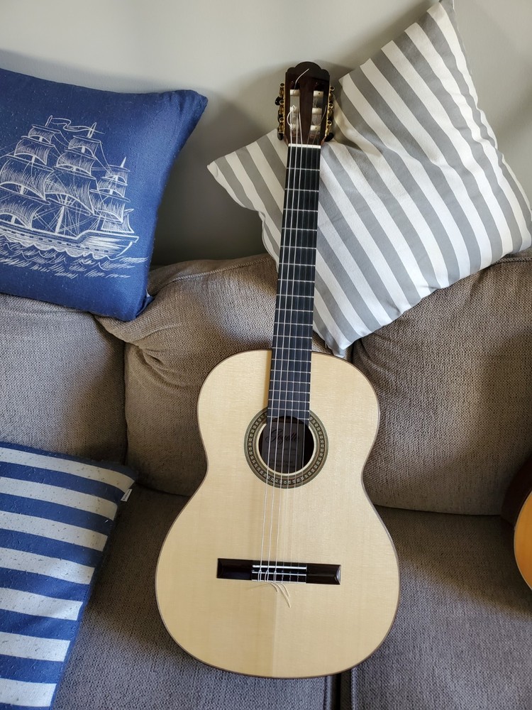 Classical Guitar, Yulong Guo