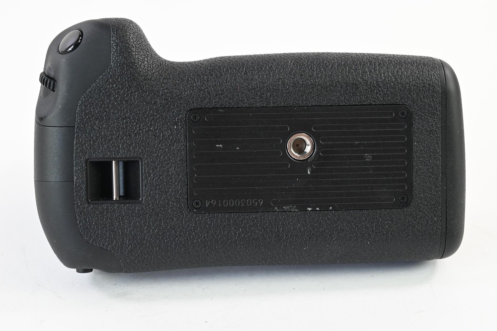 Canon BG-E13 Battery Grip #G064