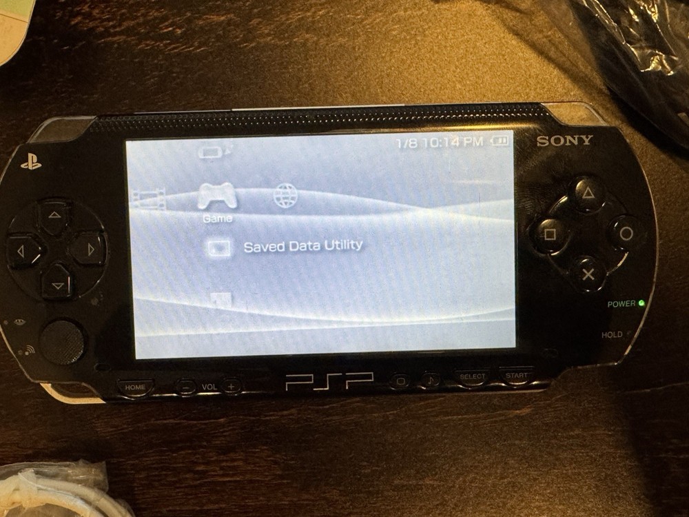 PSP 1000 with extras | READ DESCRIPTION