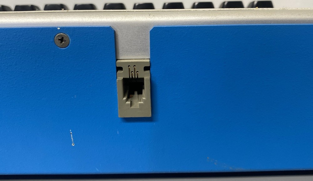 Kaypro II Portable CP/M Computer with Keyboard – Powers On to Boot Screen