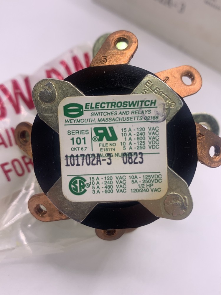 ElectroSwitch 101702A-3 Snap Action Rotary Switch, 3 Position, 2P Circuit 7, NEW