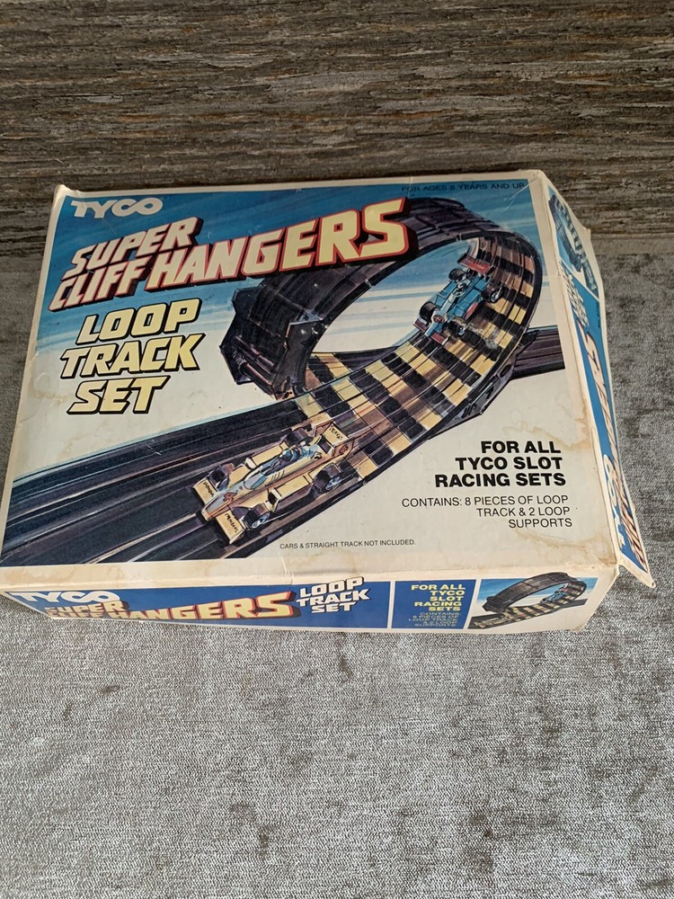 1983 TYCO SUPER CLIFF HANGERS LOOP TRACK SET  WITH ORIGINAL BOX