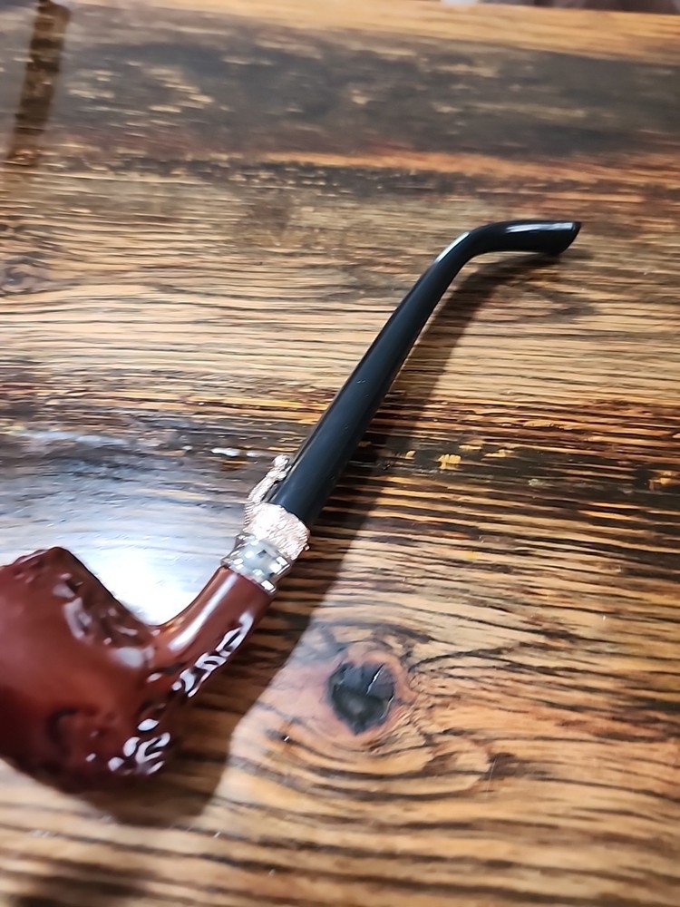 Estate Pipe With Chameleon
