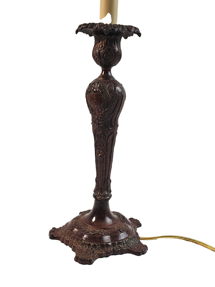 Vintage Single Solid Bronze Casting Lamp