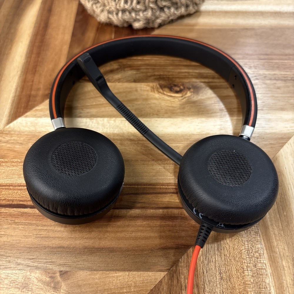 Jabra Evolve 40 Wired Stereo USB Headset HSC017 (Headset Only)