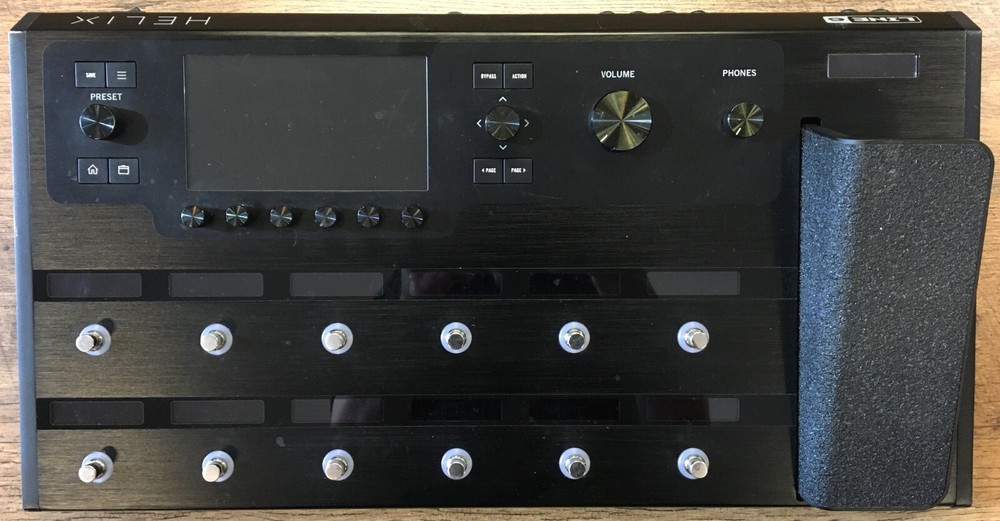 Line 6 Helix Electric Guitar Multi-Effects Pedal Floor Processor