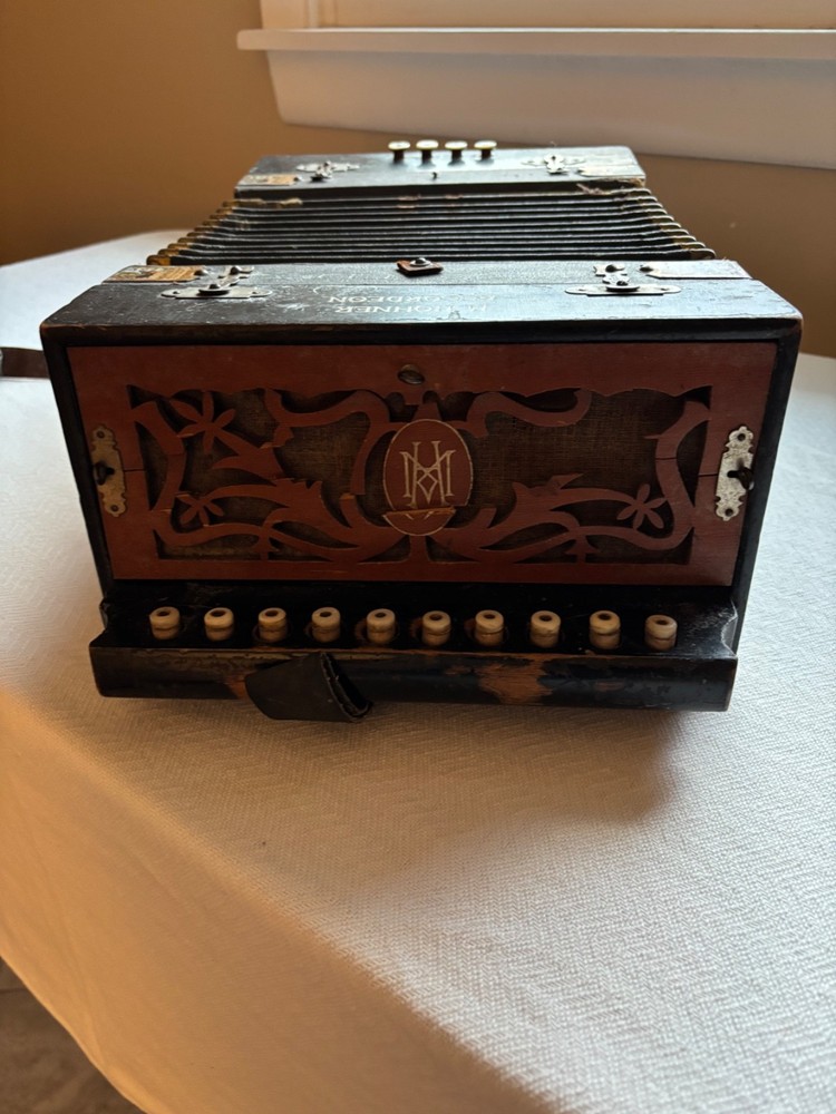 Antique M. Hohner Accordeon