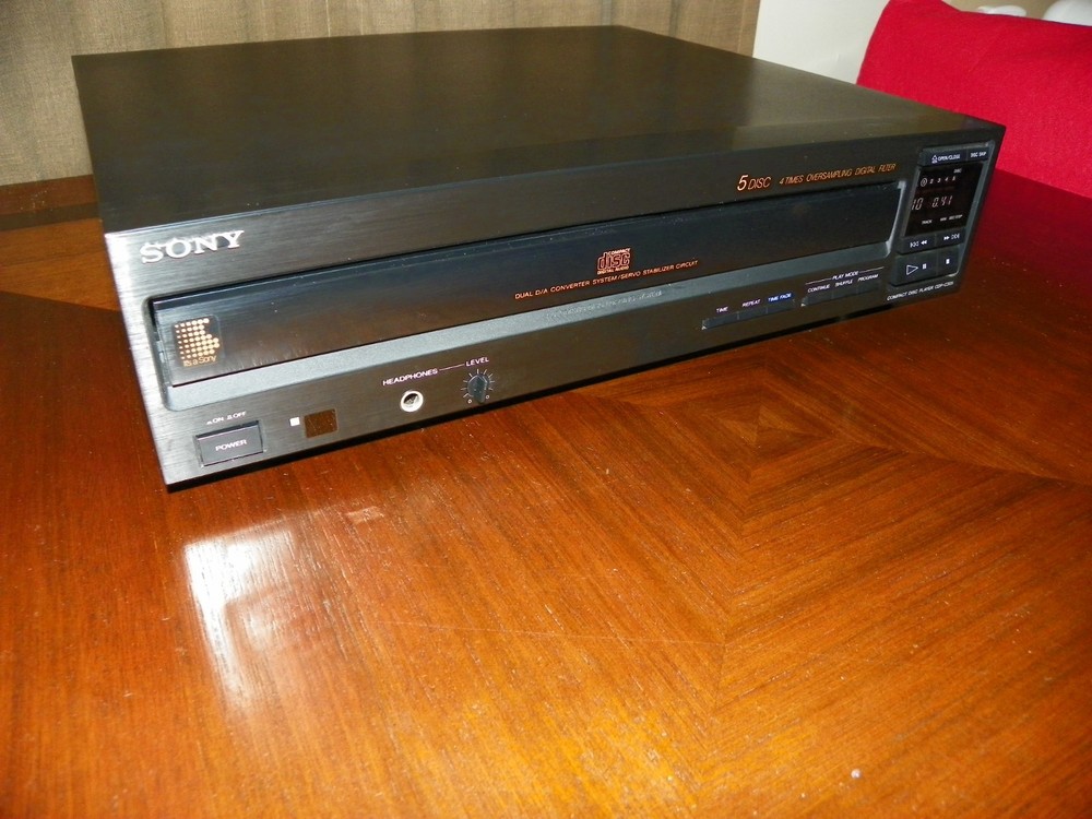 Sony CDP-C305 5 Disc CD Changer Vintage Multi CD Player