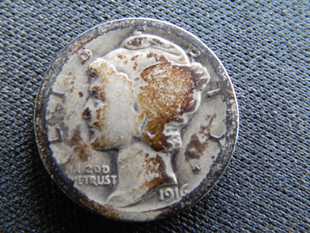 1916- Mercury Dime - Rare with MINT ERRORs Composition Error Still Awesome