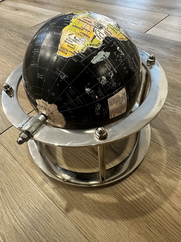 vintage world Mini globe Black With Chrome Stand