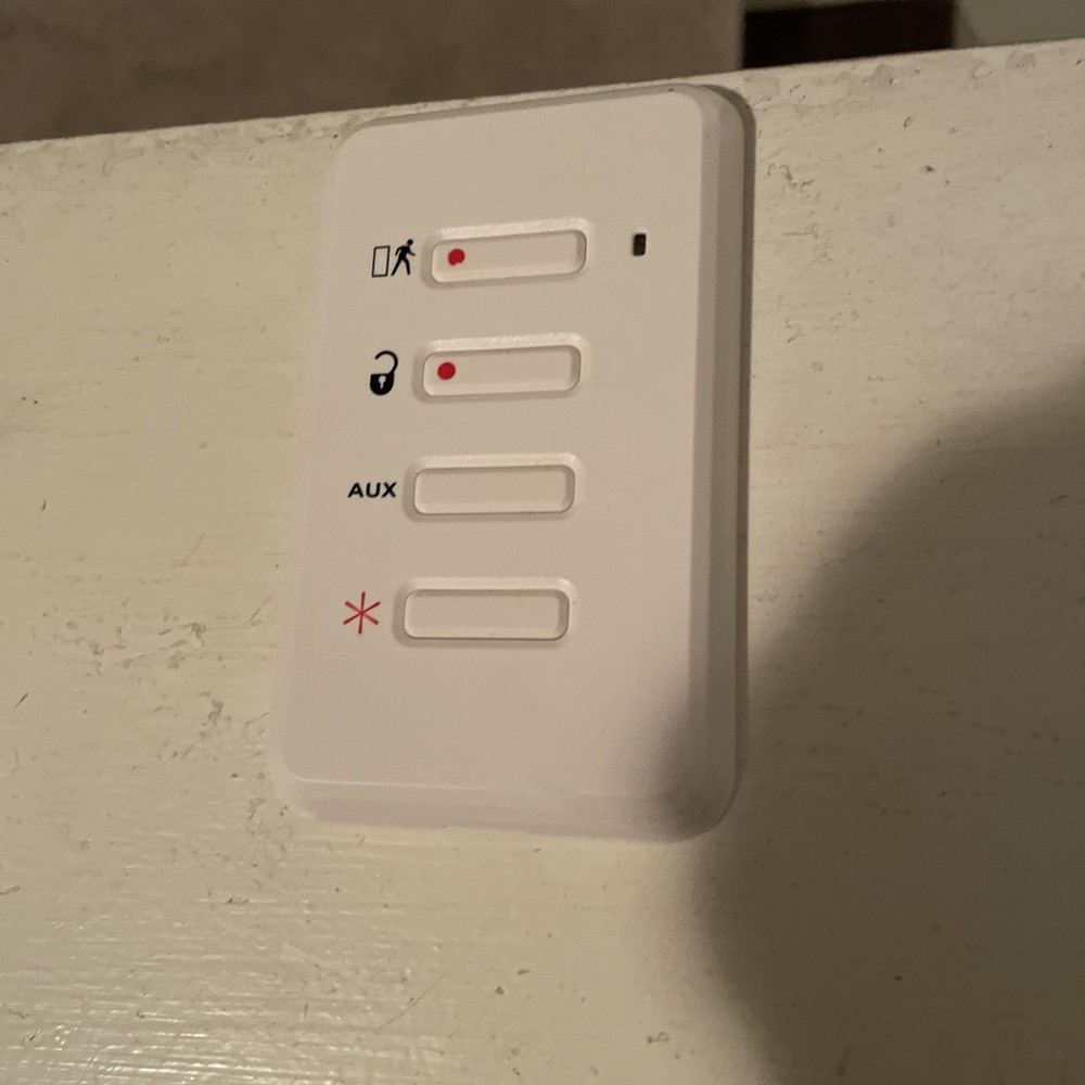 GE TX-3030-01-1 4-Button Flat Wall Wireless Touchpap