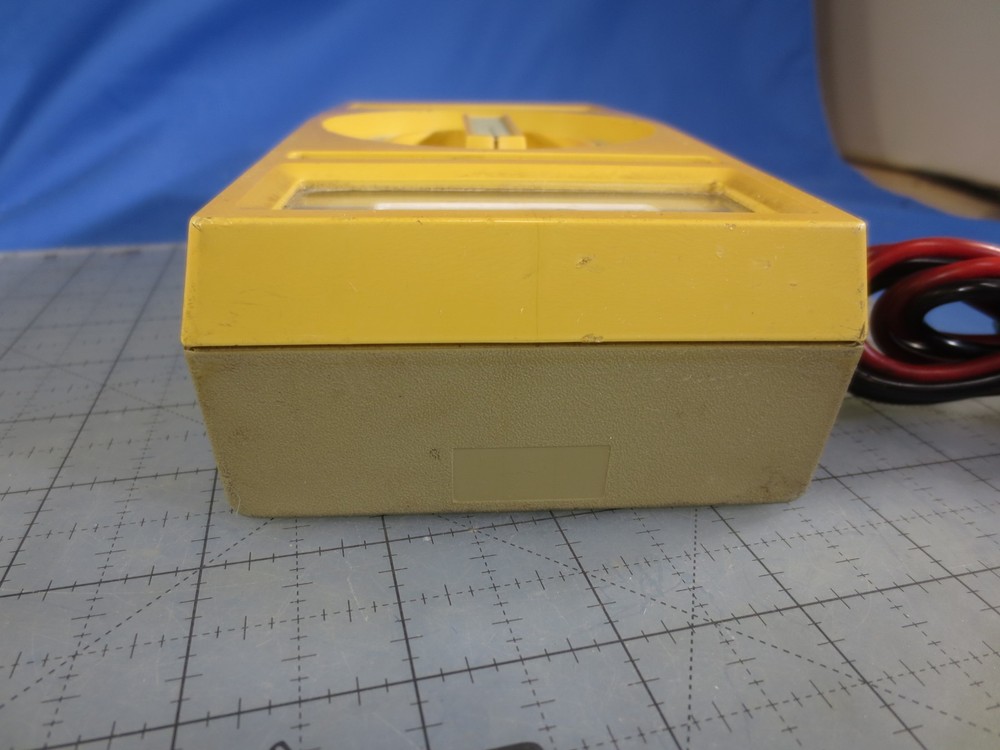 Beckman Tech 310 Digital Multimeter W/ Probes TESTED