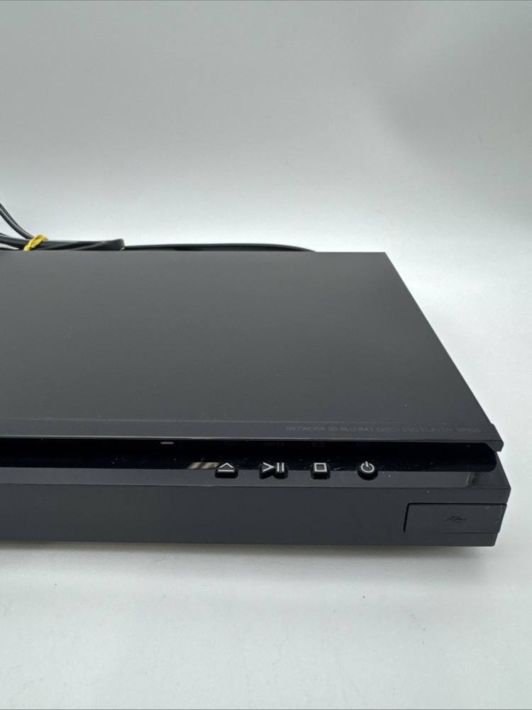 LG BP620 Network LAN 3D Blu-Ray Disc DVD CD Player with Remote Tested