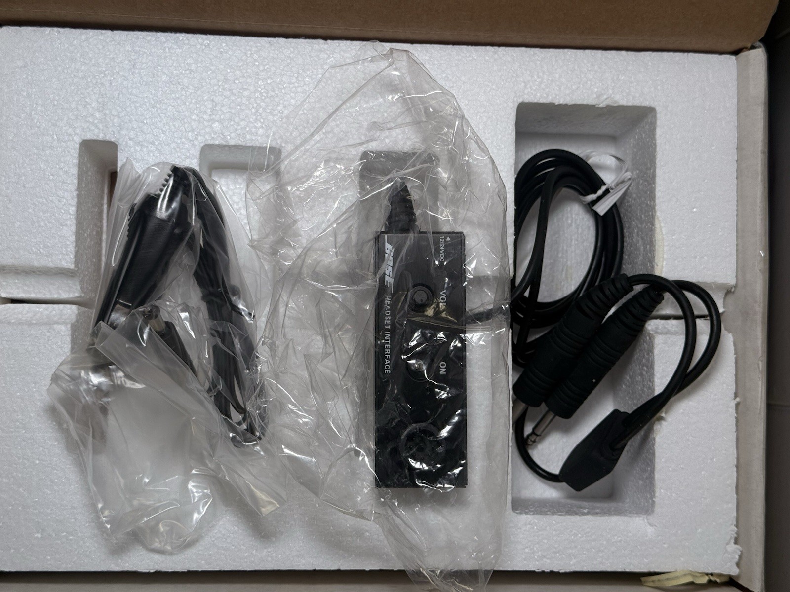 COLLECTORS ITEM: New in Box BOSE Aviation Series 1 Headset W Original Interfaces