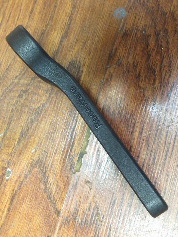 RACE WARE BOLT-ON MOUNT GARMIN CYCLING COMPUTER MOUNT