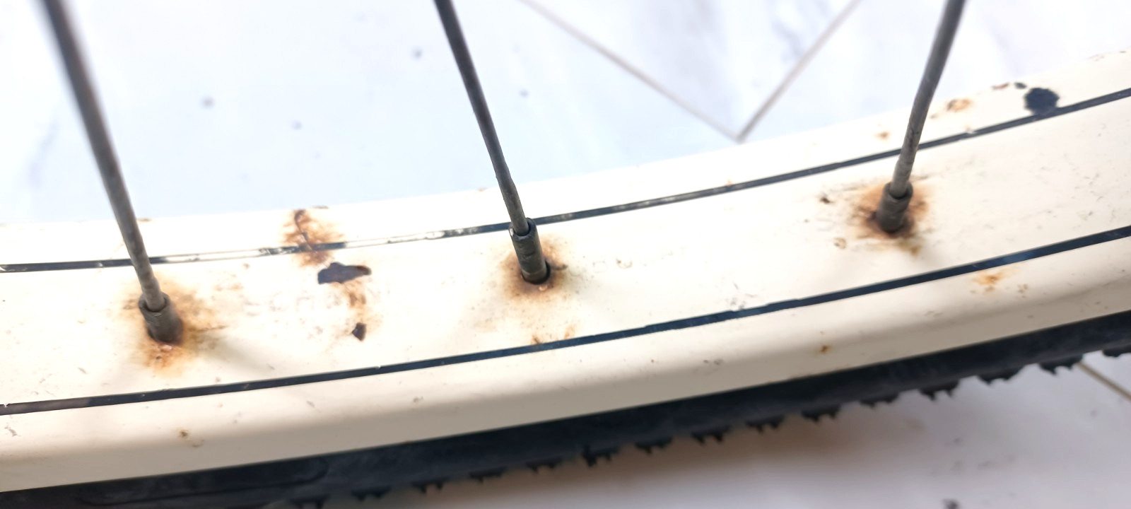 SWEET, 24x2.125" Nice pair Schwinn, S-2 Balloon Enameled Wheels 1950/60s bicycle