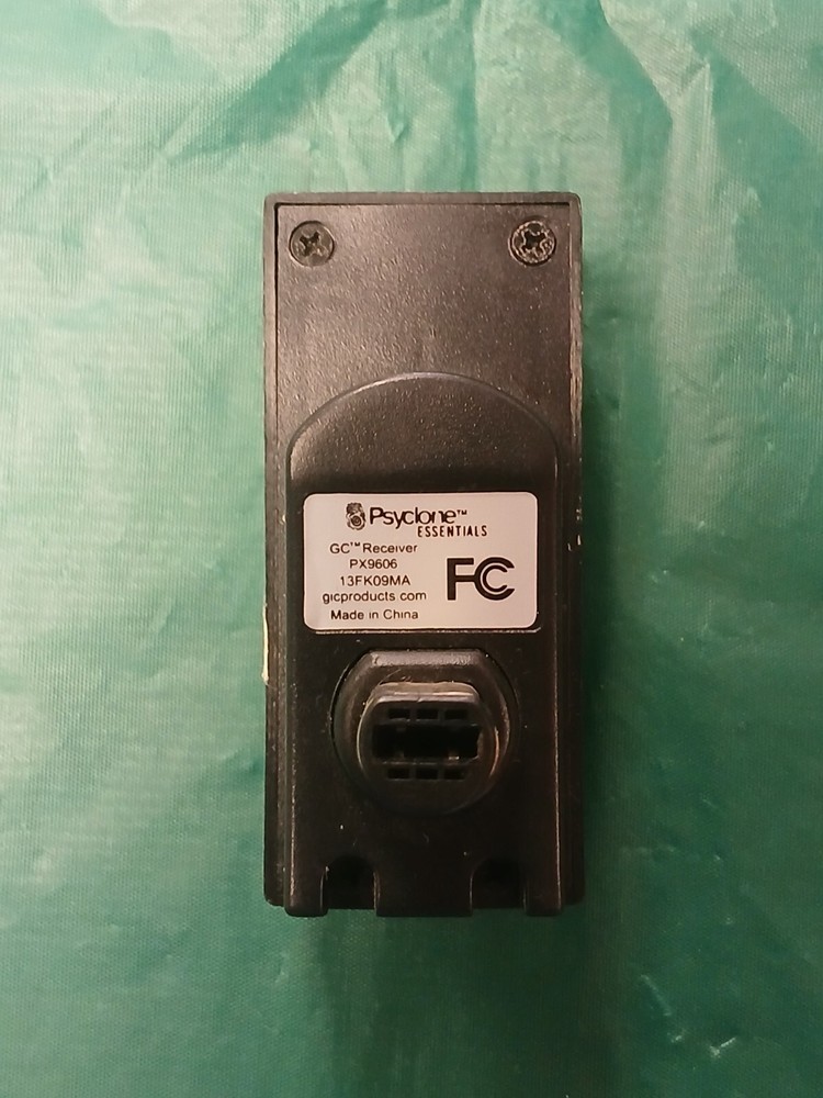 Psyclone: Nintendo GameCube Controller Dongle