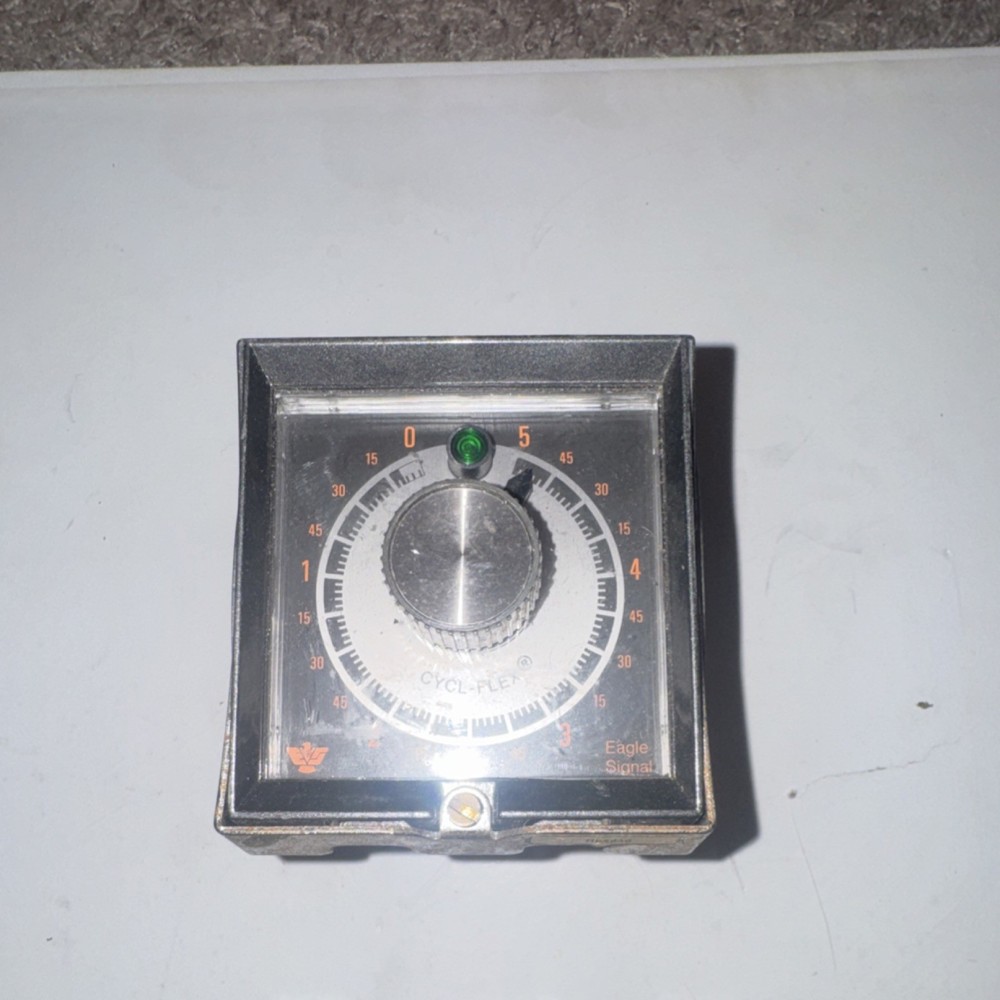 Eagle Signal Cycl-Flex Cycle Timer Industrial Timer Module GW