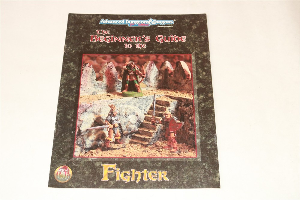 THE BEGINNER'S GUIDE TO THE FIGHTER - AD&D Game Accessory