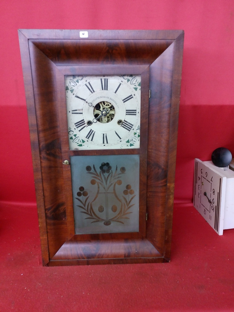 VERY NICE LOOKING UNION MANUFACTURING CO.OG CLOCK # 4