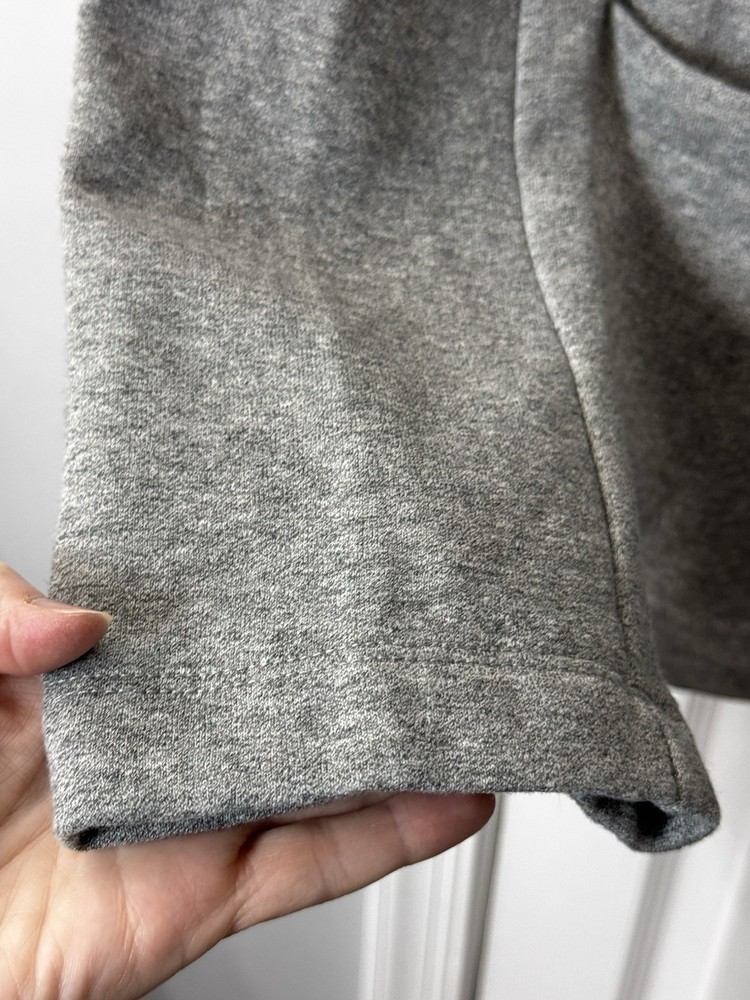 Universal Thread Gray Long Sleeve Jersey Button Pockets Blazer Size Small