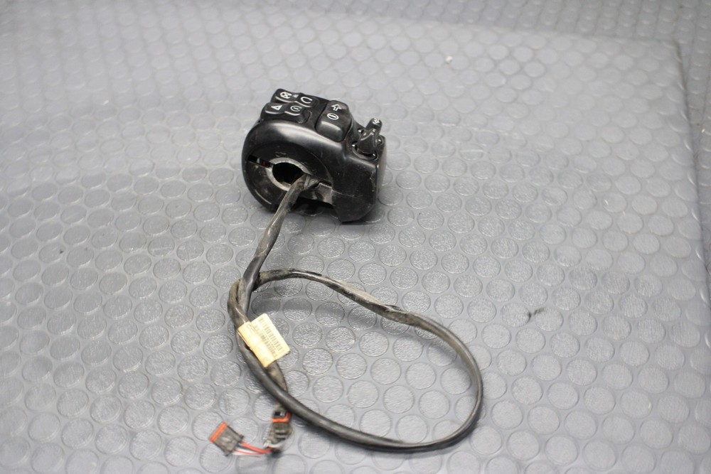 2014-2017 Harley Davidson Electra Ultra Limited Right Control Switch Pack