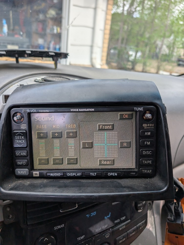 toyota Sienna JBL/navigation head unit only