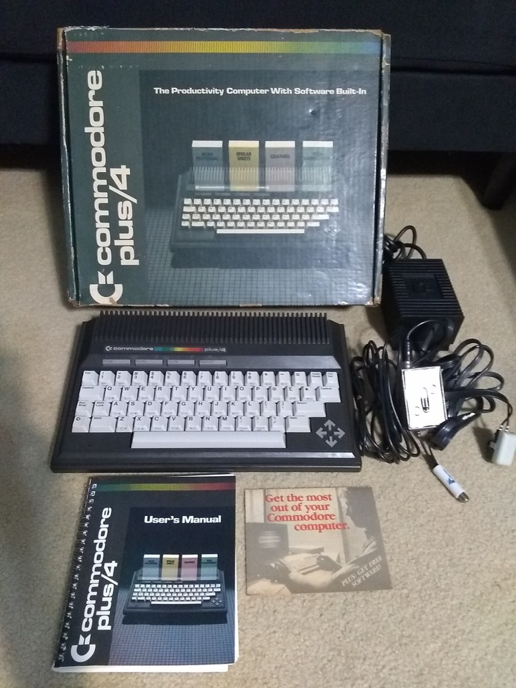 Commodore Plus/4 Computer, IN BOX, CBM 264 (As-Is) #101