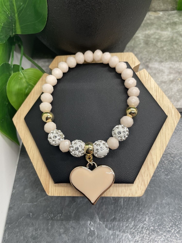 Handmade Beaded Stackable 6.5” Plus Stretch Bracelet New Heart Pendant B1186