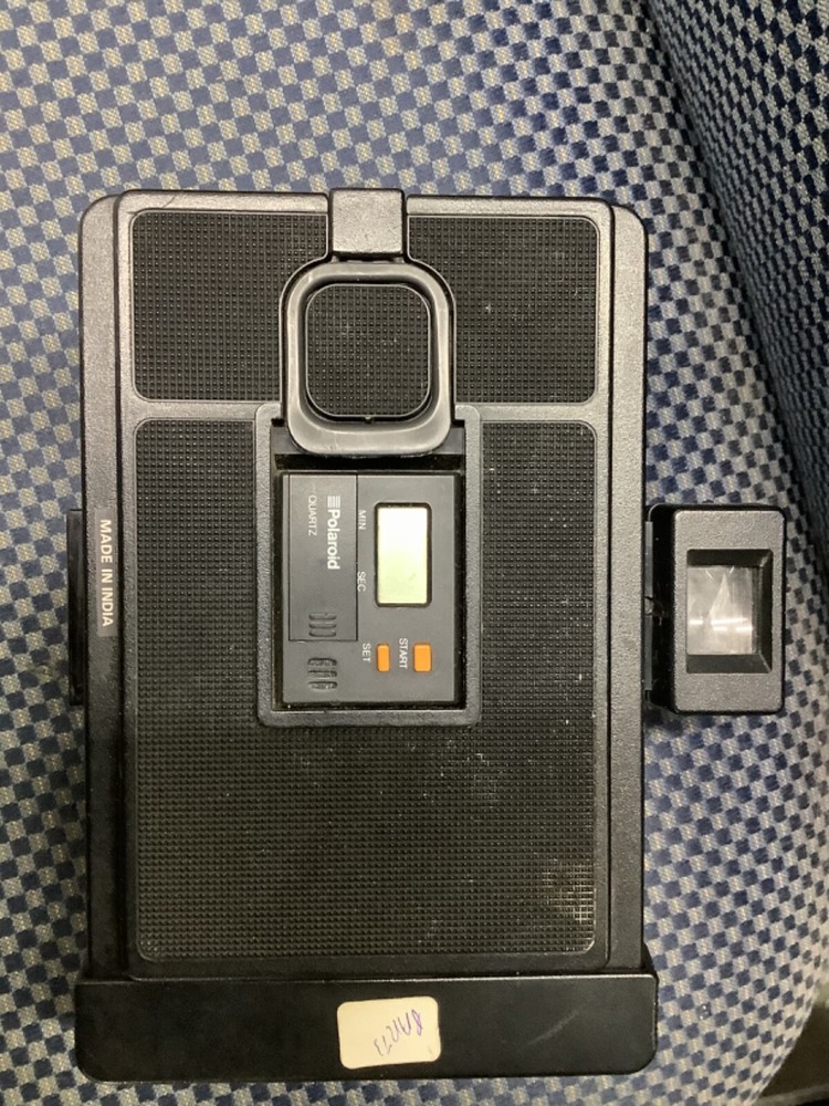 Polaroid ProPack Instant Film Camera Read