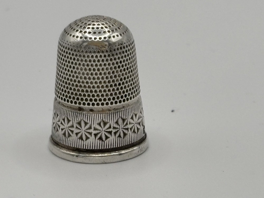 A Charles Horner Silver Thimble 1901 Chester Hallmark, Punched Dome
