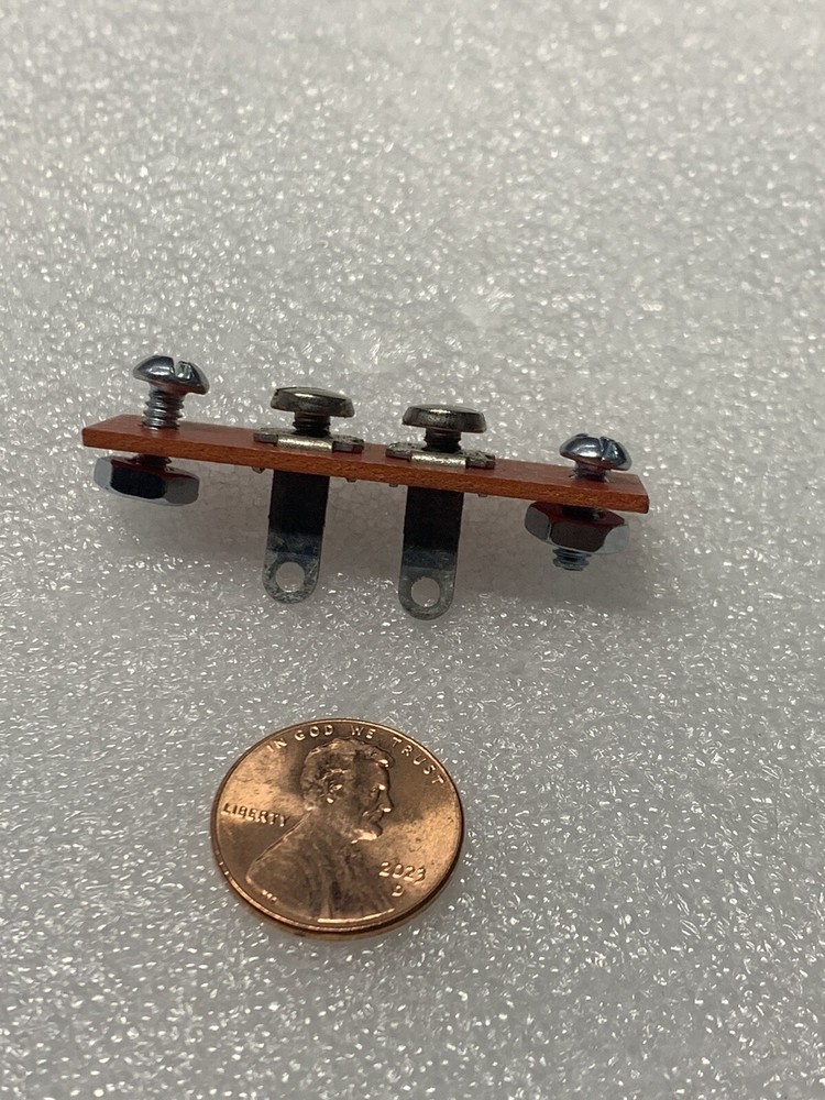 AMECO AC-1 H1 = 2 screw strip