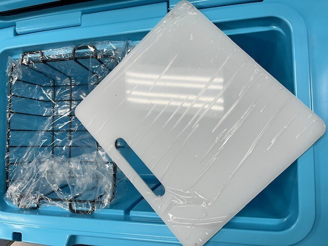 47 Quart Hard Cooler Box with Built-In Bluetooth Speakers