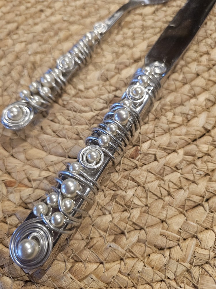 CAKE KNIFE AND SERVER SET EMBELLISHED