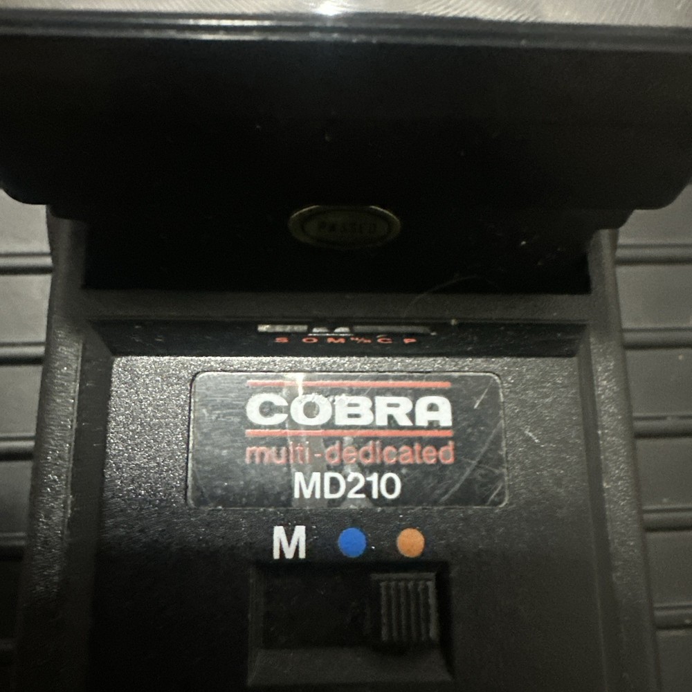 Cobra MD210 Flash Unit with Diffuser and Filter Set