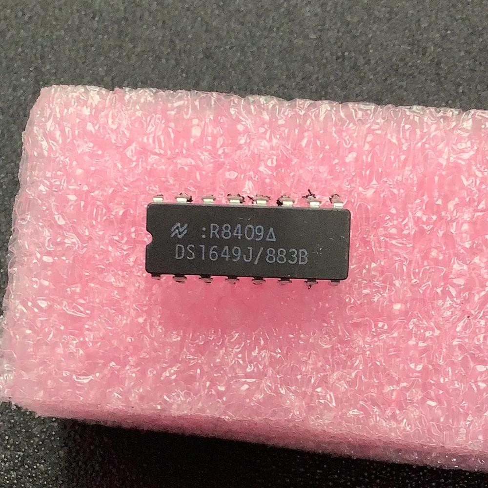 DS1649J/883B - NSC - PERIPHERAL DRIVER HEX