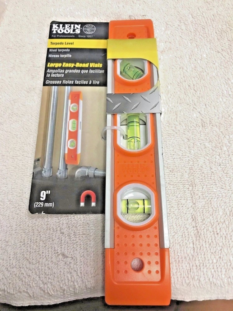 Torpedo Level, KLEIN TOOLS, MAGNETIC, 9", FOR PROFESSIONALS...SINCE 1857