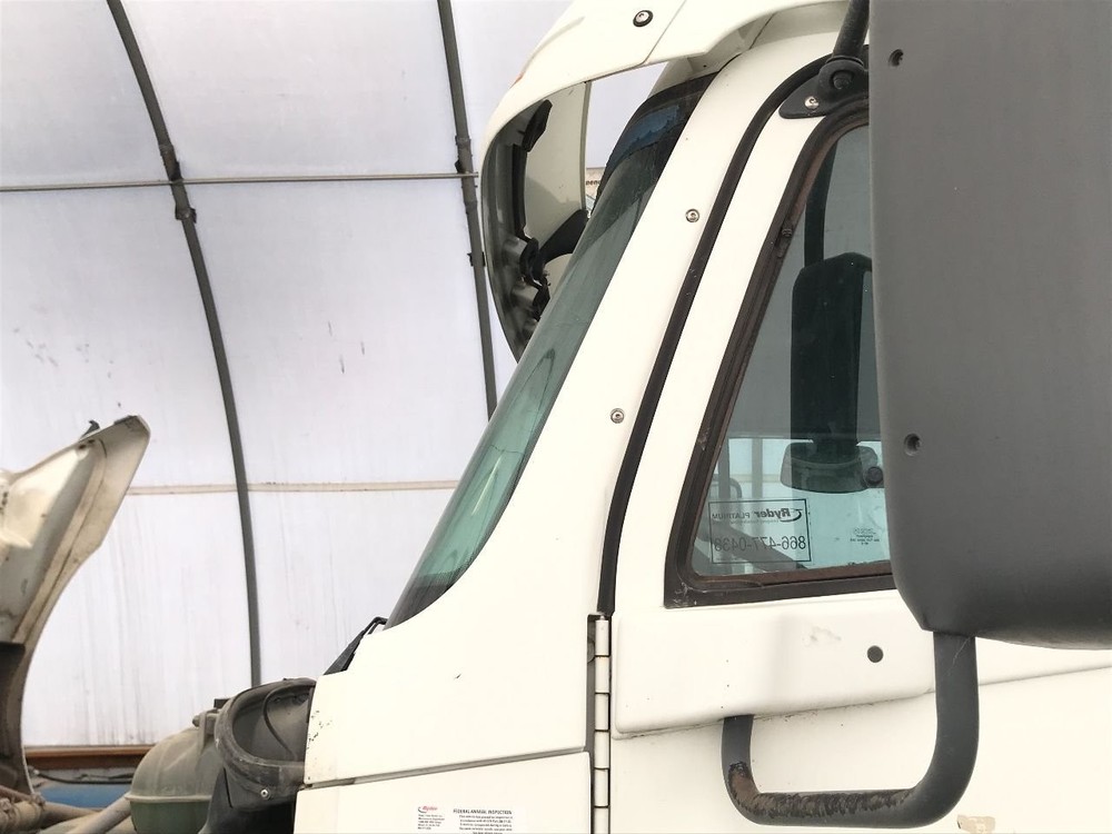 Freightliner COLUMBIA 120 Left/Driver A Pillar Panel - Used