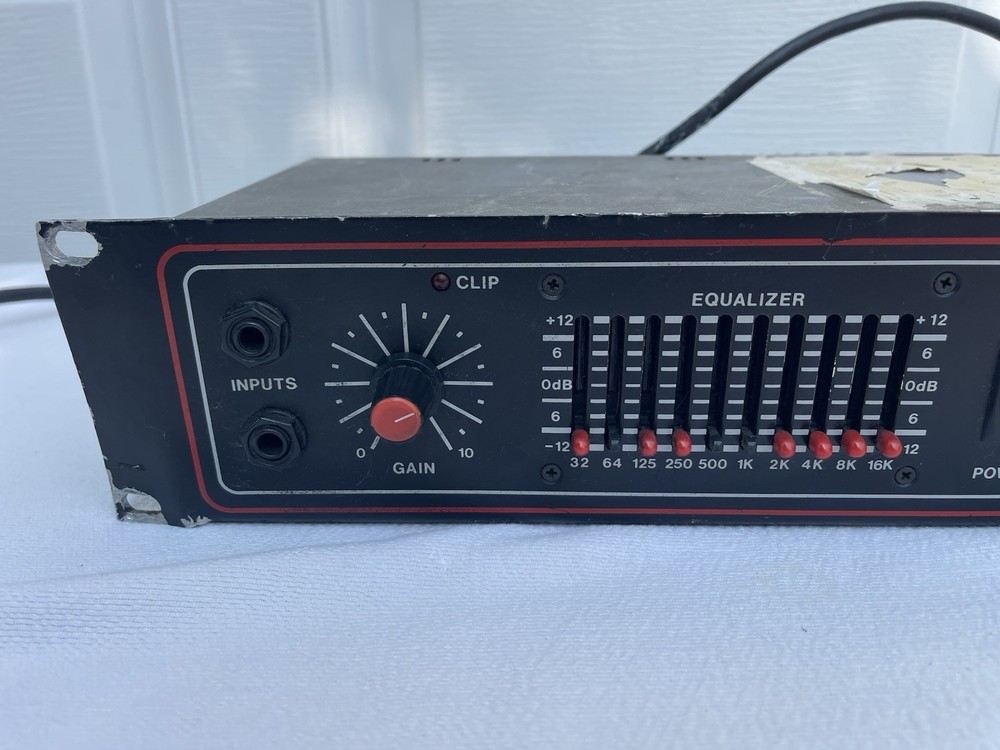 Vintage Traynor Beta 150EQ Solid-State Power Amplifier Equalizer Black