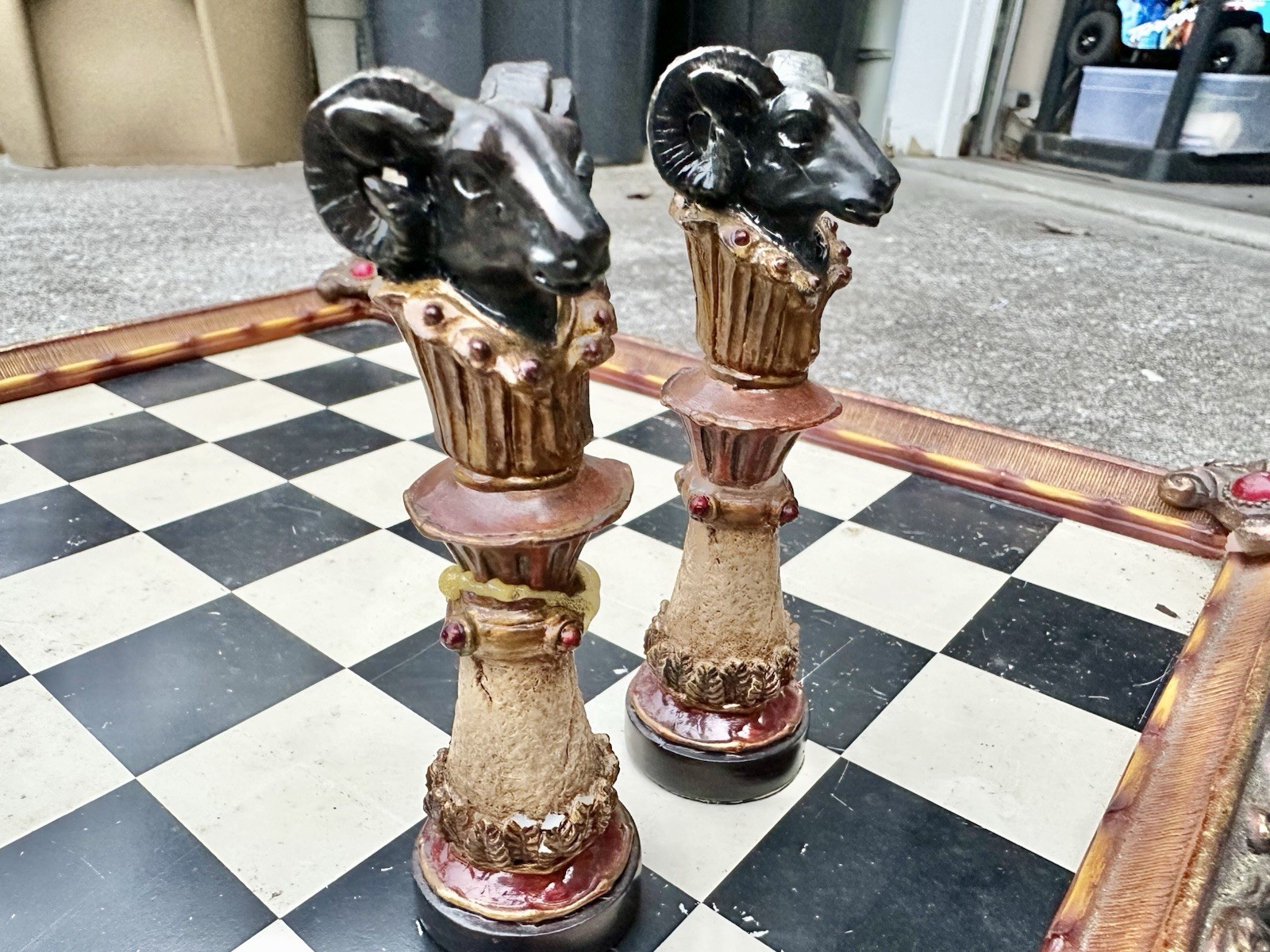 Oriental Accent Safari Wildlife Chess Set Hand Painted Resin Piece Storage Board