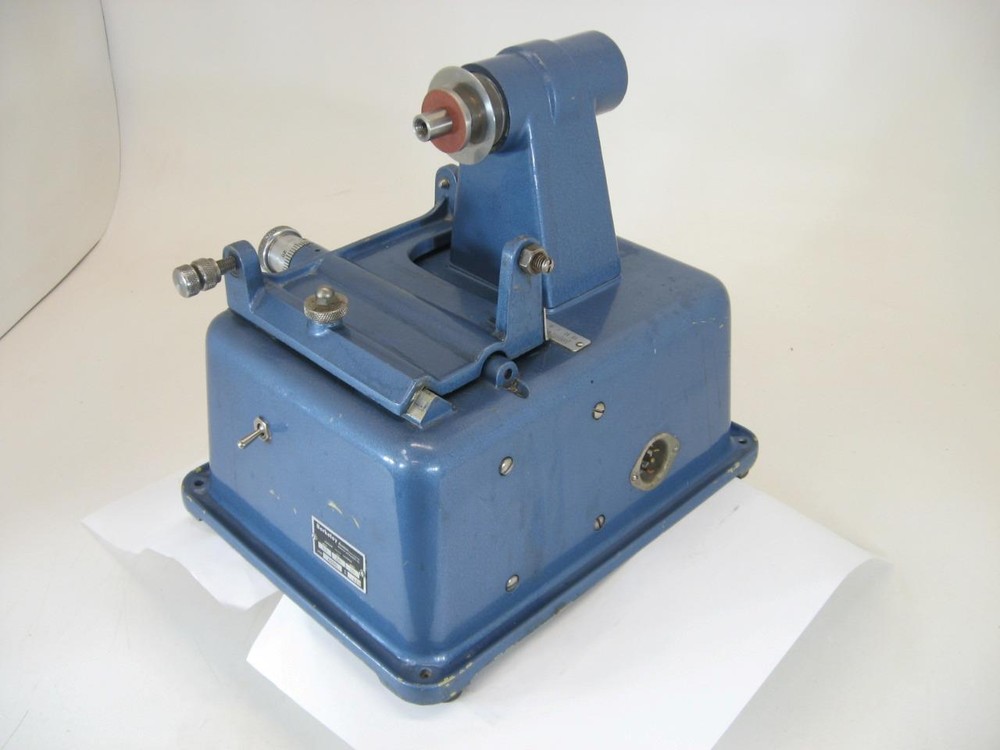 Berkeley Beckman Model 6000 Precision Sharpening Machine 120vac 5/8" Arbor