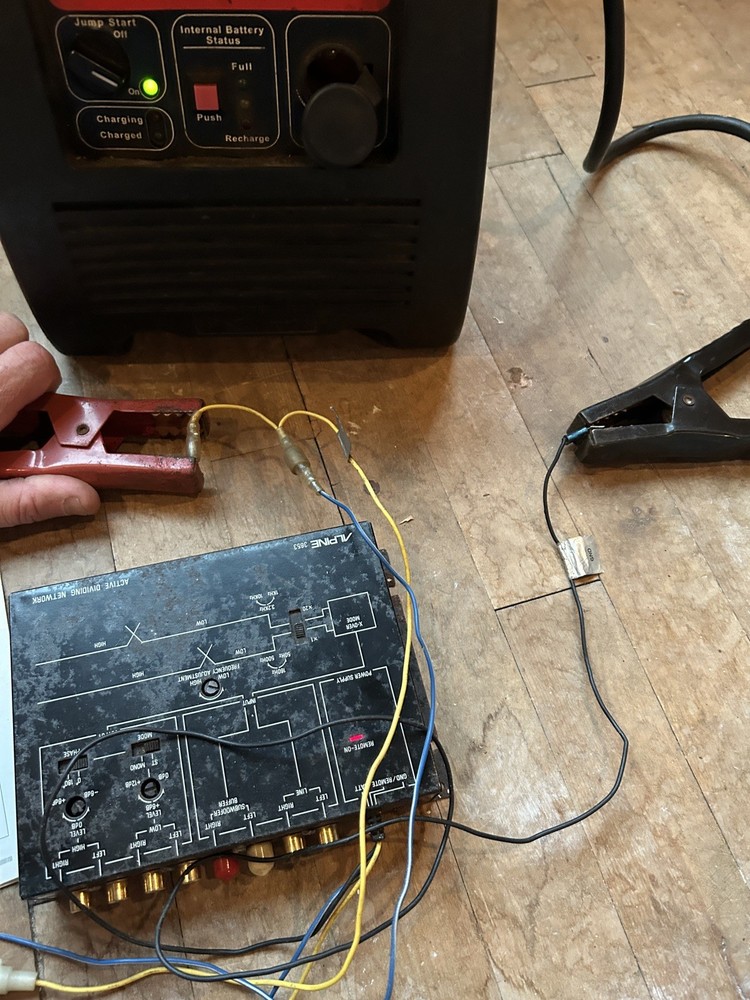 Alpine Model 3653 Active Dividing Network Used