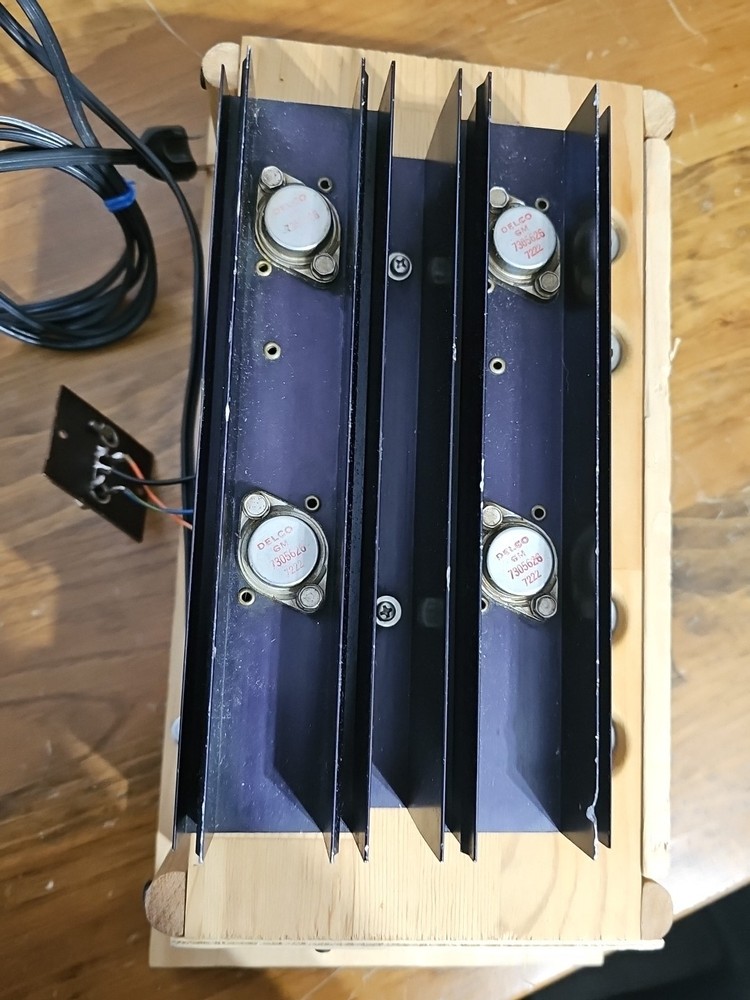 Vintage DIY Solid State Power Amplifier TO-3 Transistors Large Heatsinks AS-IS