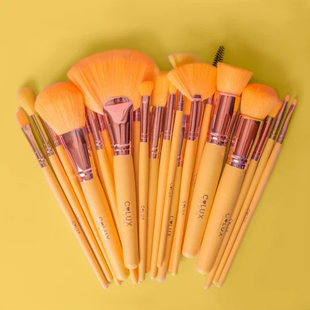 C♡lux Makeup Brushes Thursday 24pc Set New In Box